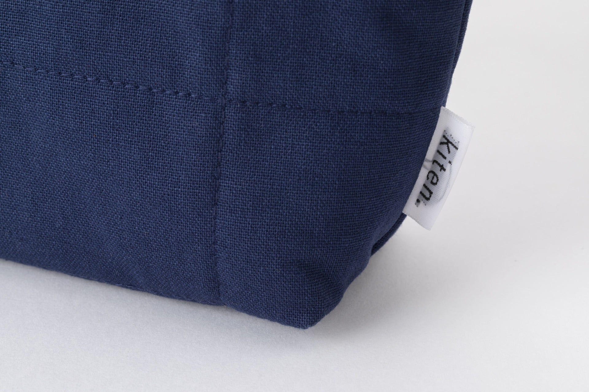 HANTEN. Pouch