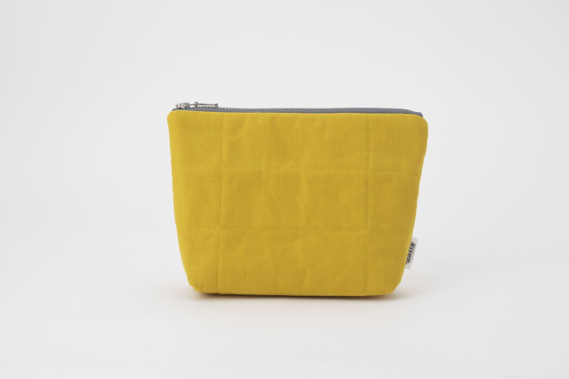 HANTEN. Pouch